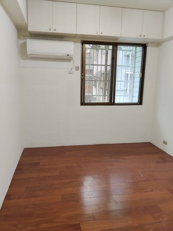 �g���o��